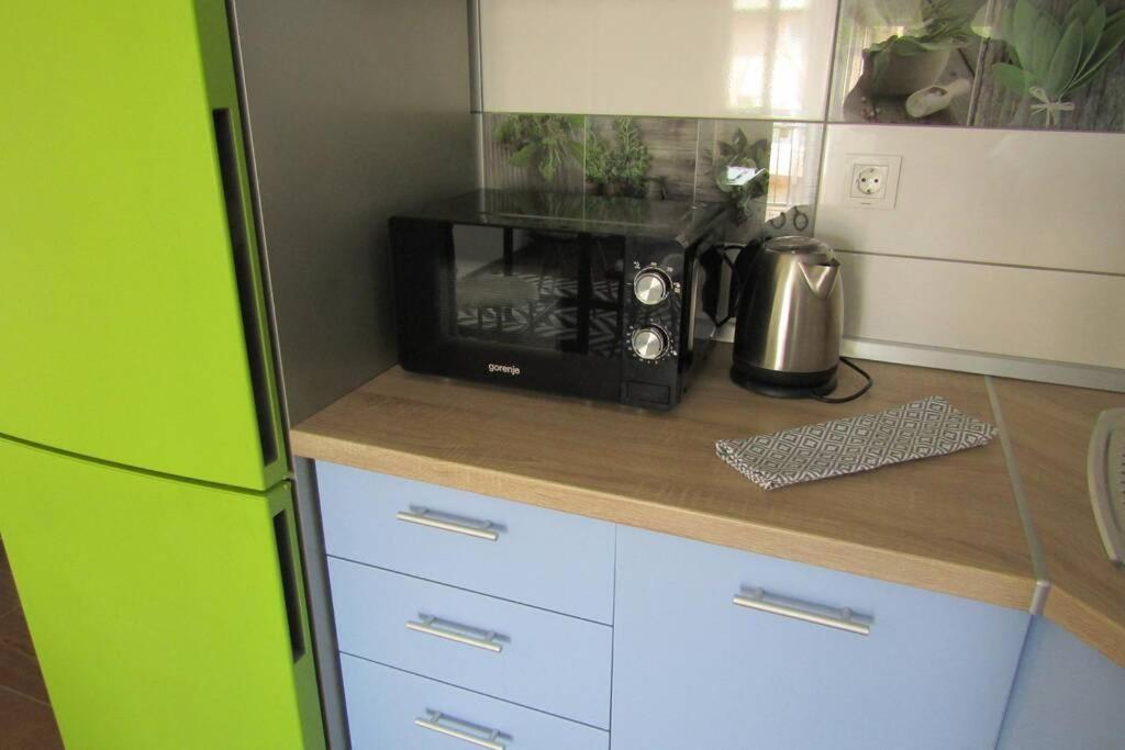 Apartman Megi & Studio Apartman Tomi - Self Check In คาปรินา ภายนอก รูปภาพ