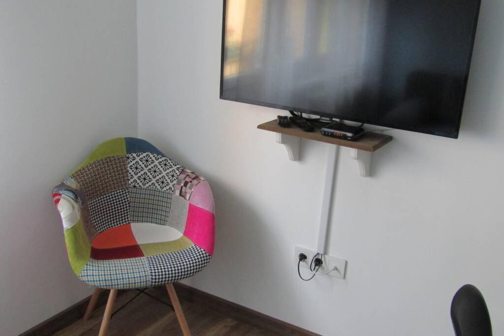 Apartman Megi & Studio Apartman Tomi - Self Check In คาปรินา ภายนอก รูปภาพ