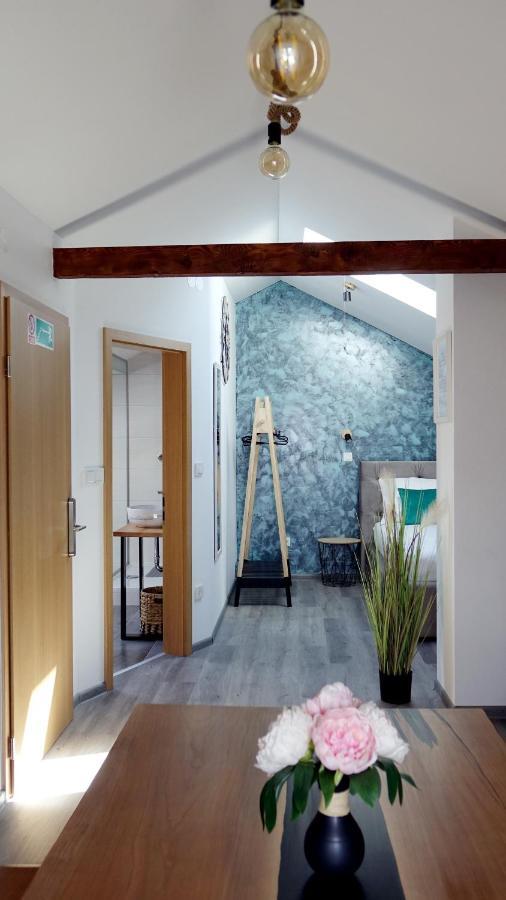 Apartman Megi & Studio Apartman Tomi - Self Check In คาปรินา ภายนอก รูปภาพ