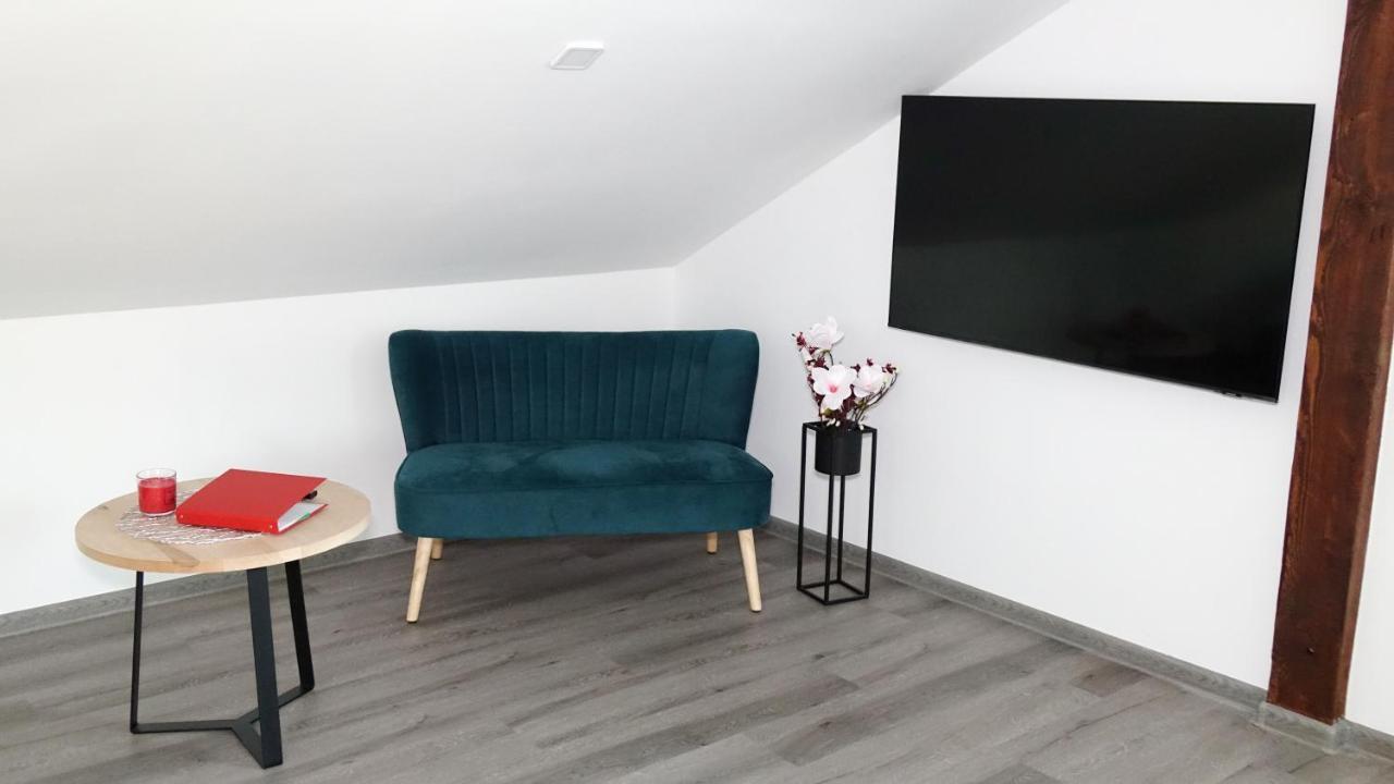 Apartman Megi & Studio Apartman Tomi - Self Check In คาปรินา ภายนอก รูปภาพ