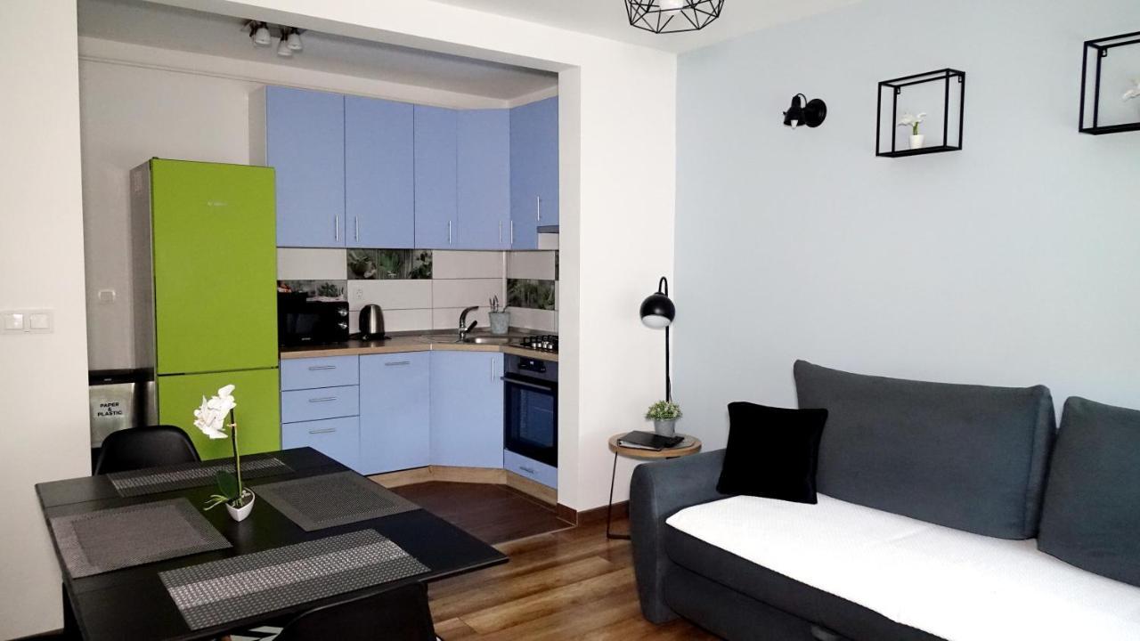 Apartman Megi & Studio Apartman Tomi - Self Check In คาปรินา ภายนอก รูปภาพ